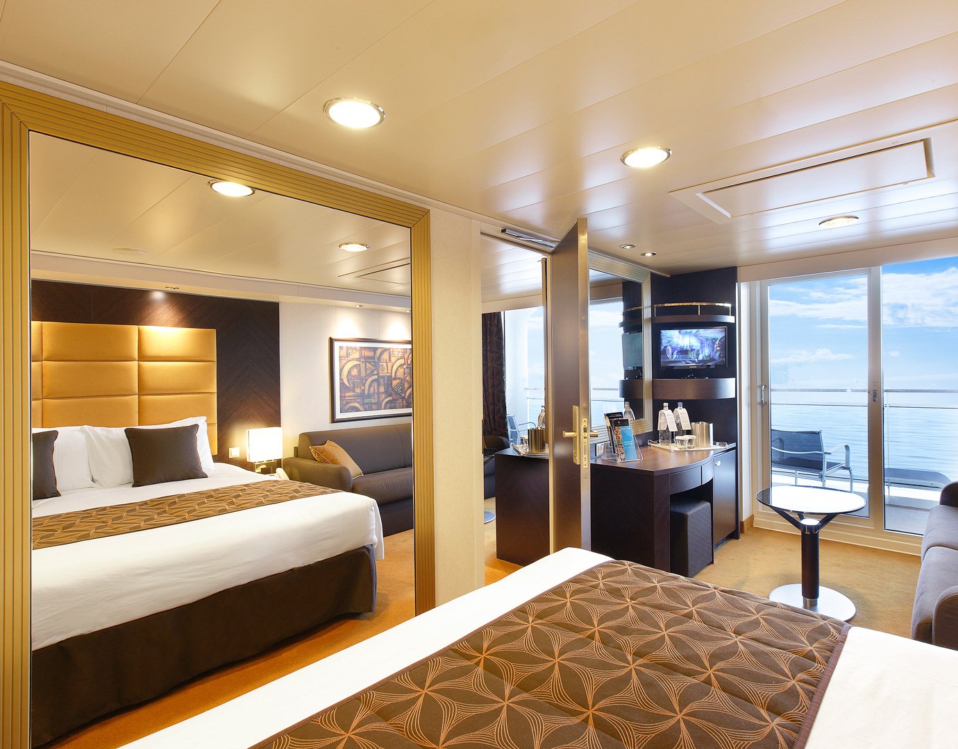 MSC Divina