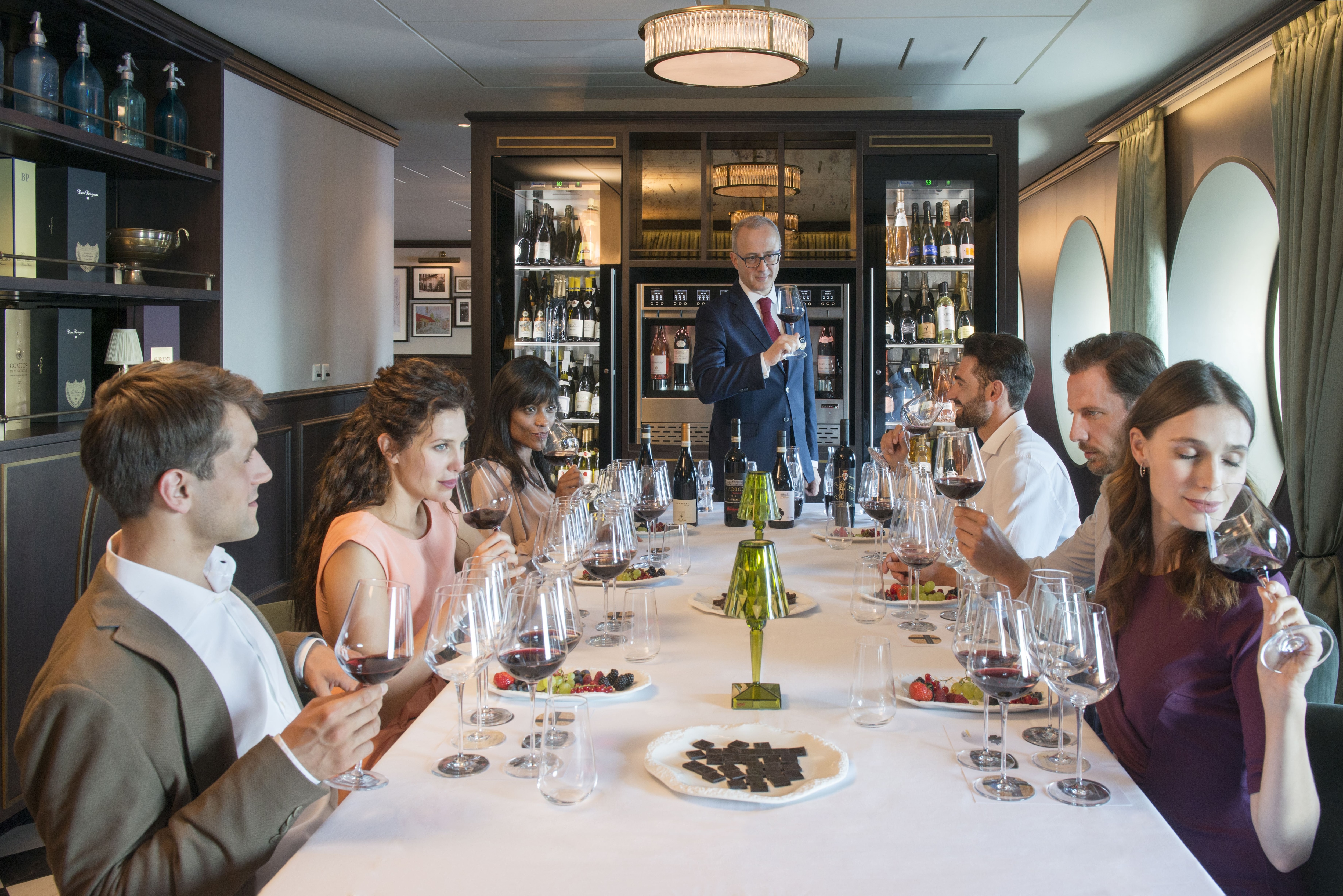 Degustação de vinho, jantar corporativo | MSC Cruzeiros Degustação de vinho, jantar corporativo | MSC Cruzeiros