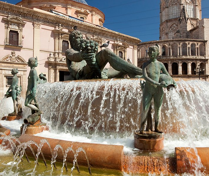 Valencia tours, Plaza de la Virgen | MSC Cruises