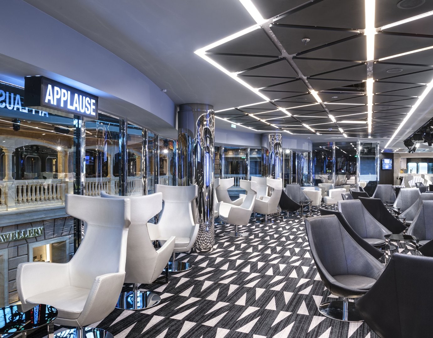 MSC Bellissima Entertainment Tv Studio Bar 02 MSC Bellissima Entertainment Tv Studio Bar 02