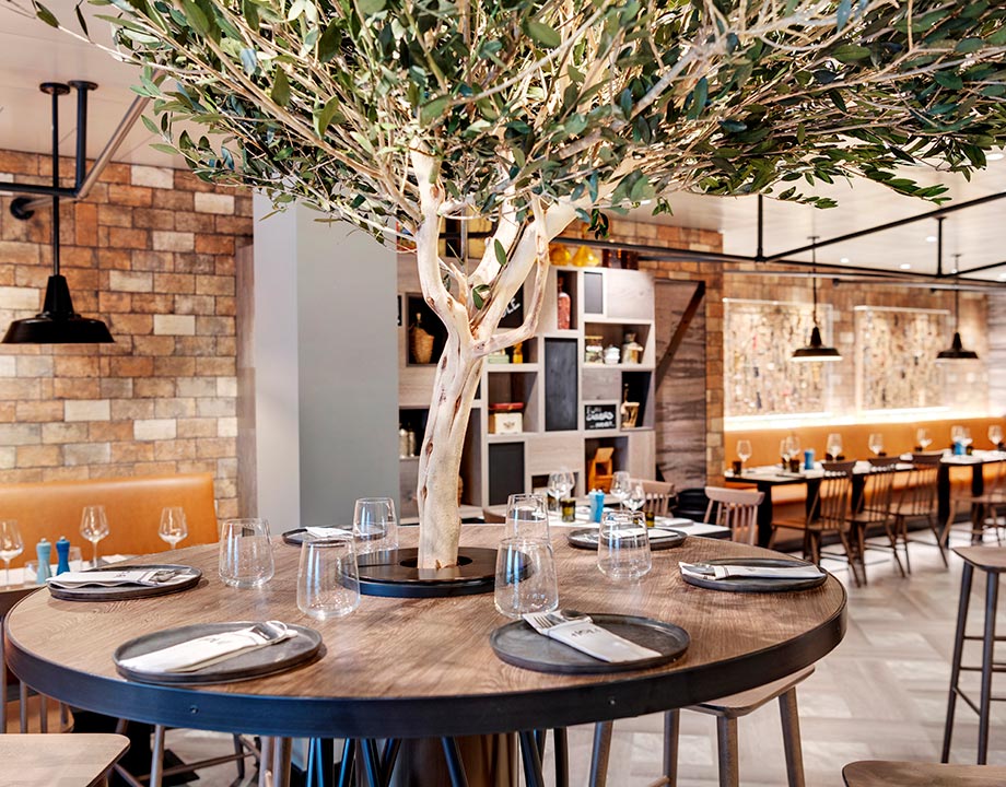 HOLA!Tapas bar by Ramón Freixa