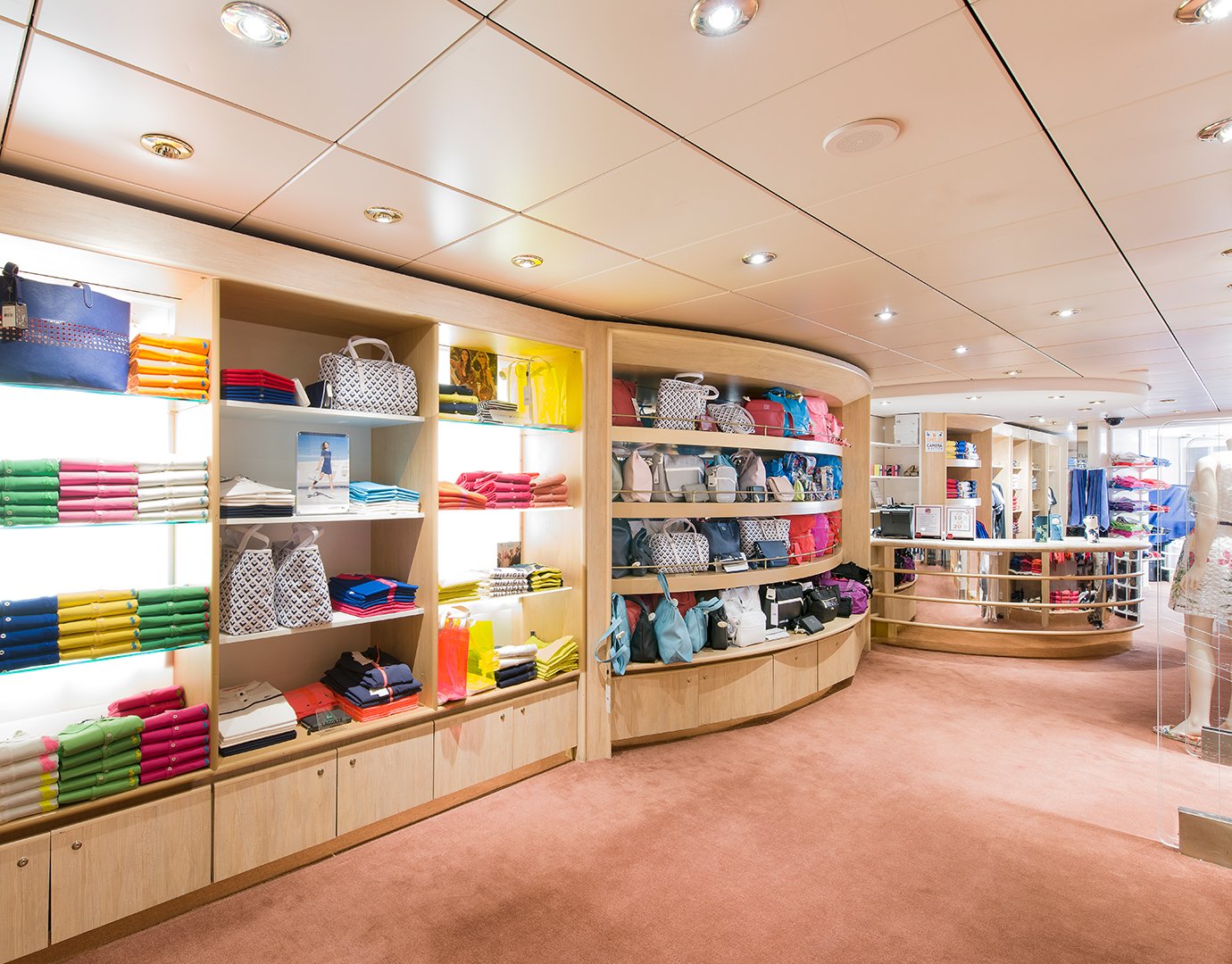 MSC Lirica Entertainment Shopping Area 02 MSC Lirica Entertainment Shopping Area 02